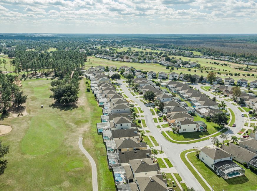 a large number of homes on the Highlands Reserve Golf Club's golf course