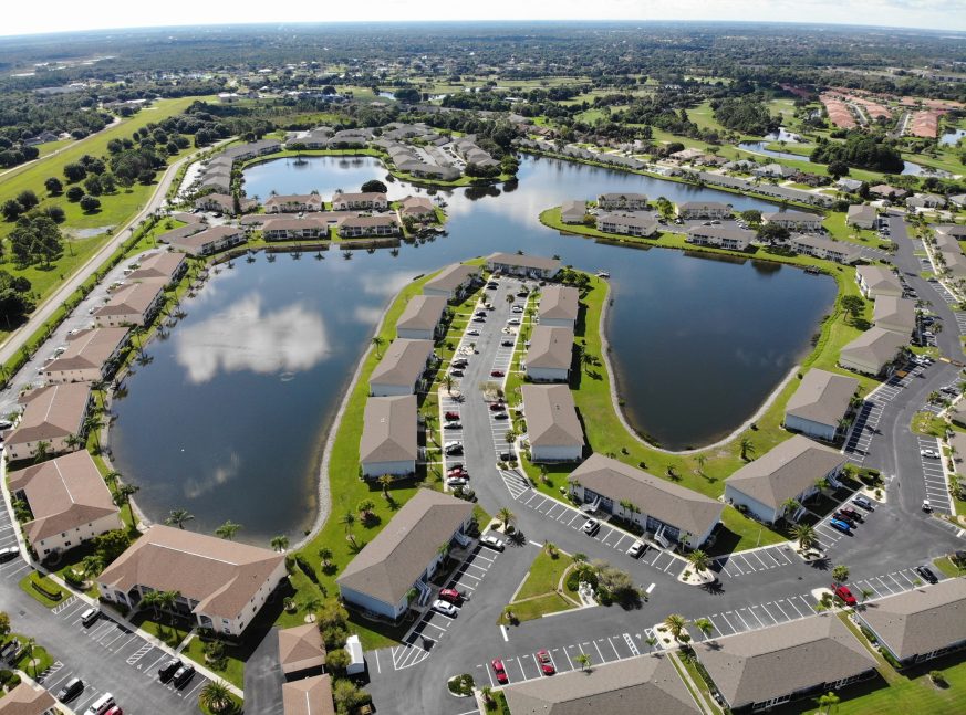 Lakes surrounded with many homes - kingsway country club in florida