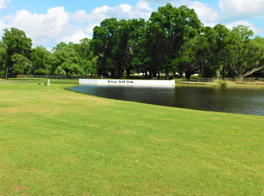 there are a lake on the golf course - Betmar Acres Golf Club