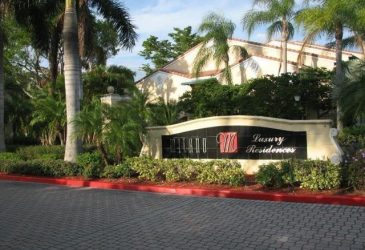 Golf Home - 208 /  1739 Village Boulevard, West Palm Beach, Fl208 /  1739 Village Boulevard, West Palm Beach, Fl