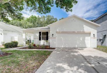 Golf Home -  2416 Brownwood Drive, Mulberry, Fl 2416 Brownwood Drive, Mulberry, Fl
