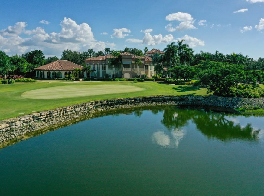 Clubhouse with lake in golf course