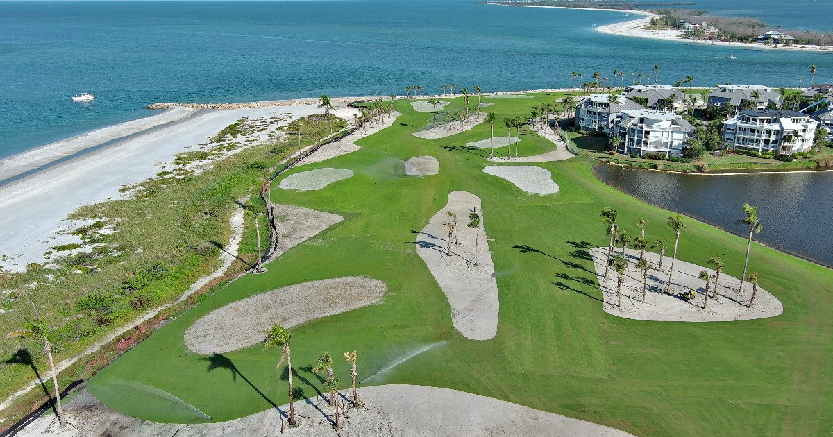 Golf course with ocean and homes - Captiva Island Golf Club