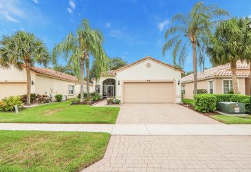 Golf Home -  629 Nw Whitfield Way, Saint Lucie West, Fl 629 Nw Whitfield Way, Saint Lucie West, Fl