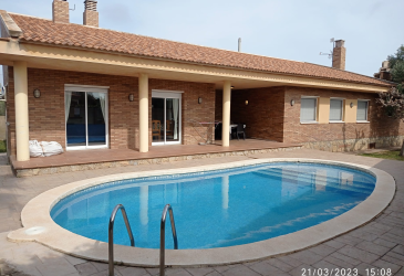 Golf Home - Global Villa Agustina, with private pool and bbq