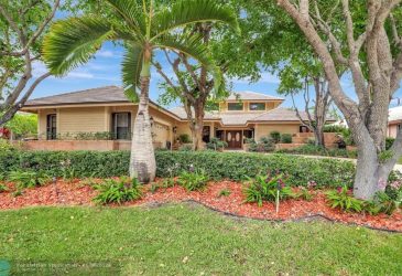 Golf Home -  1933 Colonial Dr, Coral Springs, Fl 1933 Colonial Dr, Coral Springs, Fl