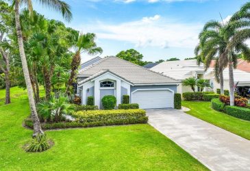 Golf Home -  12750 Oak Knoll Drive, Palm Beach Gardens, Fl 12750 Oak Knoll Drive, Palm Beach Gardens, Fl