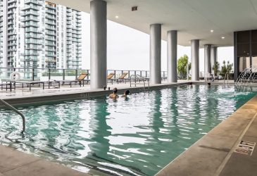 Golf Home - Miami Modern – Lux Amenities, Pool & Parking