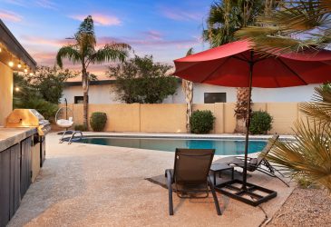 Golf Home - Casa Pasadena~ Walk 2 Oldtown! New Charming home in Paradise Valley with private pool!