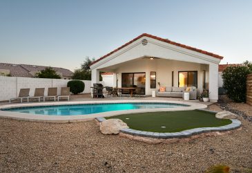 Golf Home - Putting green, swimming, and more by downtown Fountain Hills!
